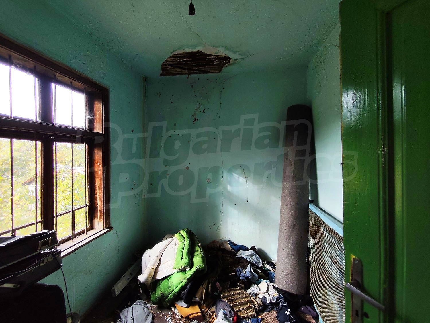 inside, bedroom