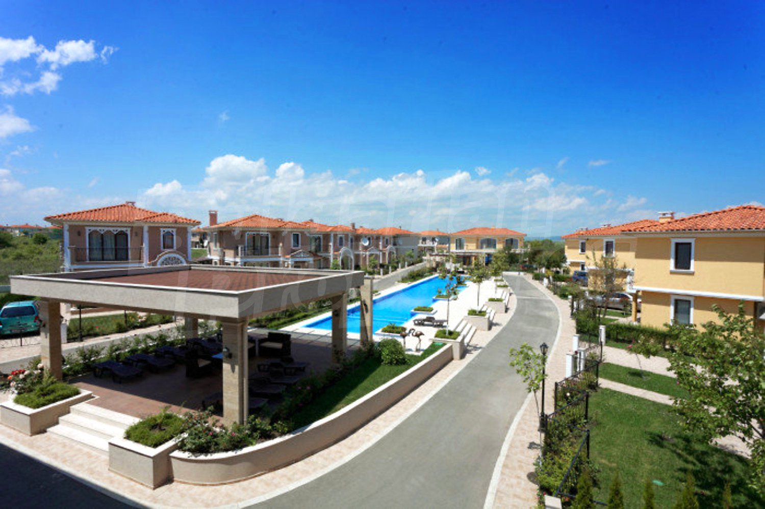 outside, pool, facade, garden