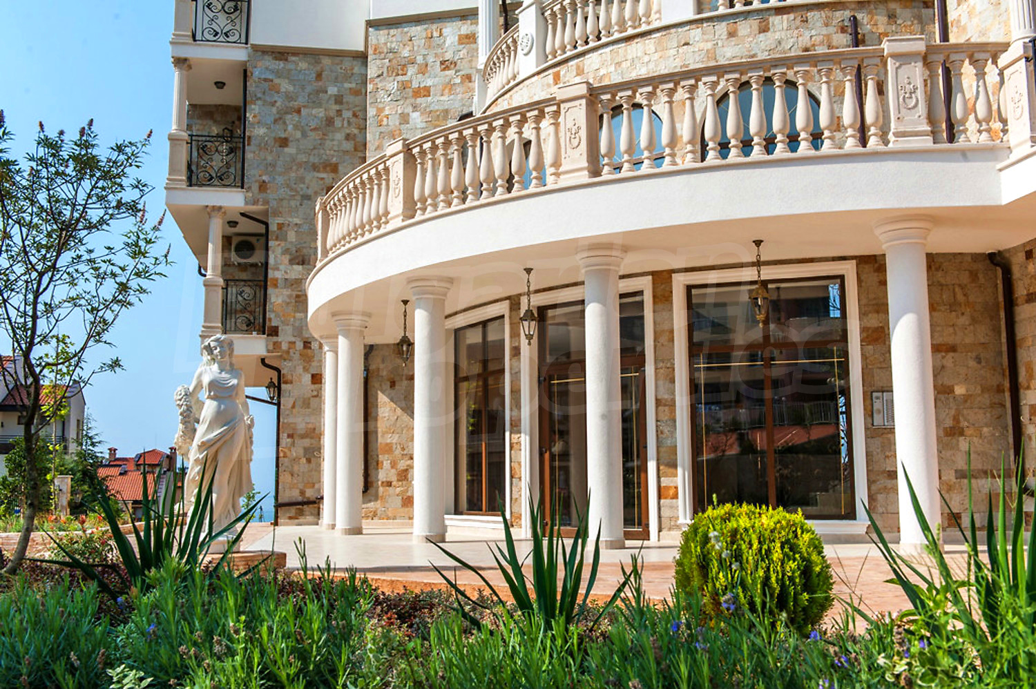 outside, facade, garden