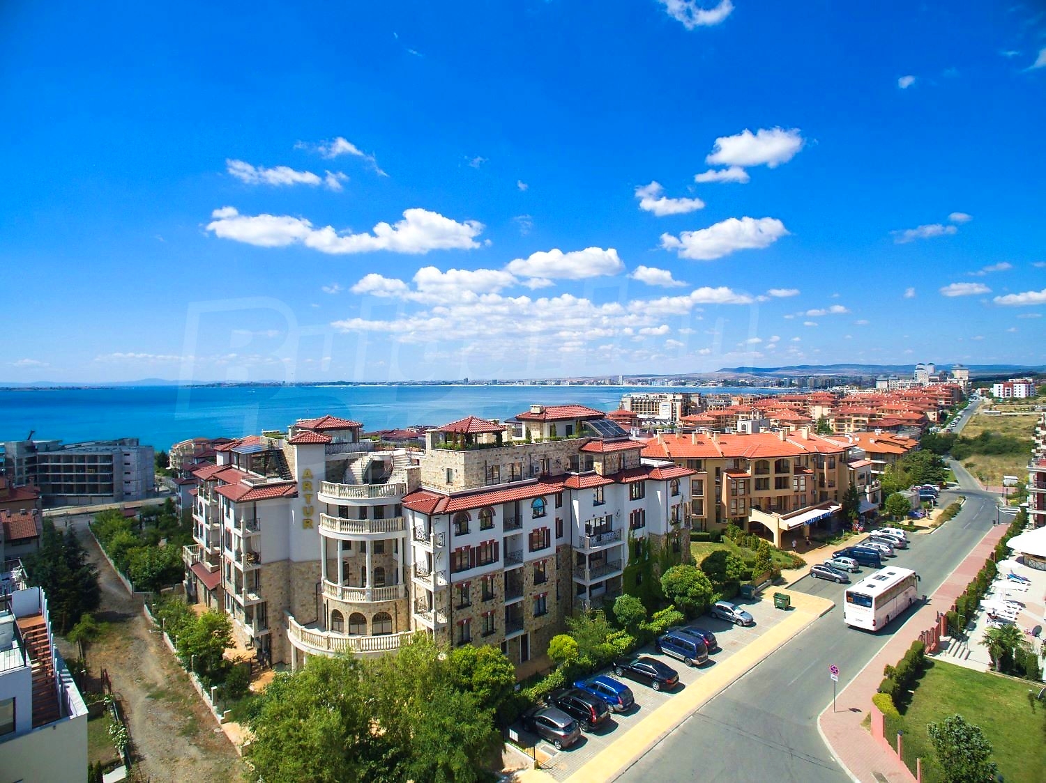 outside, sea, facade, parking