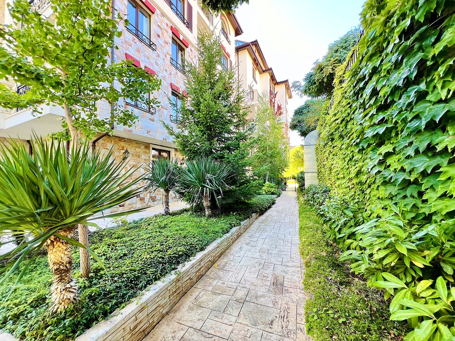 outside, facade, garden
