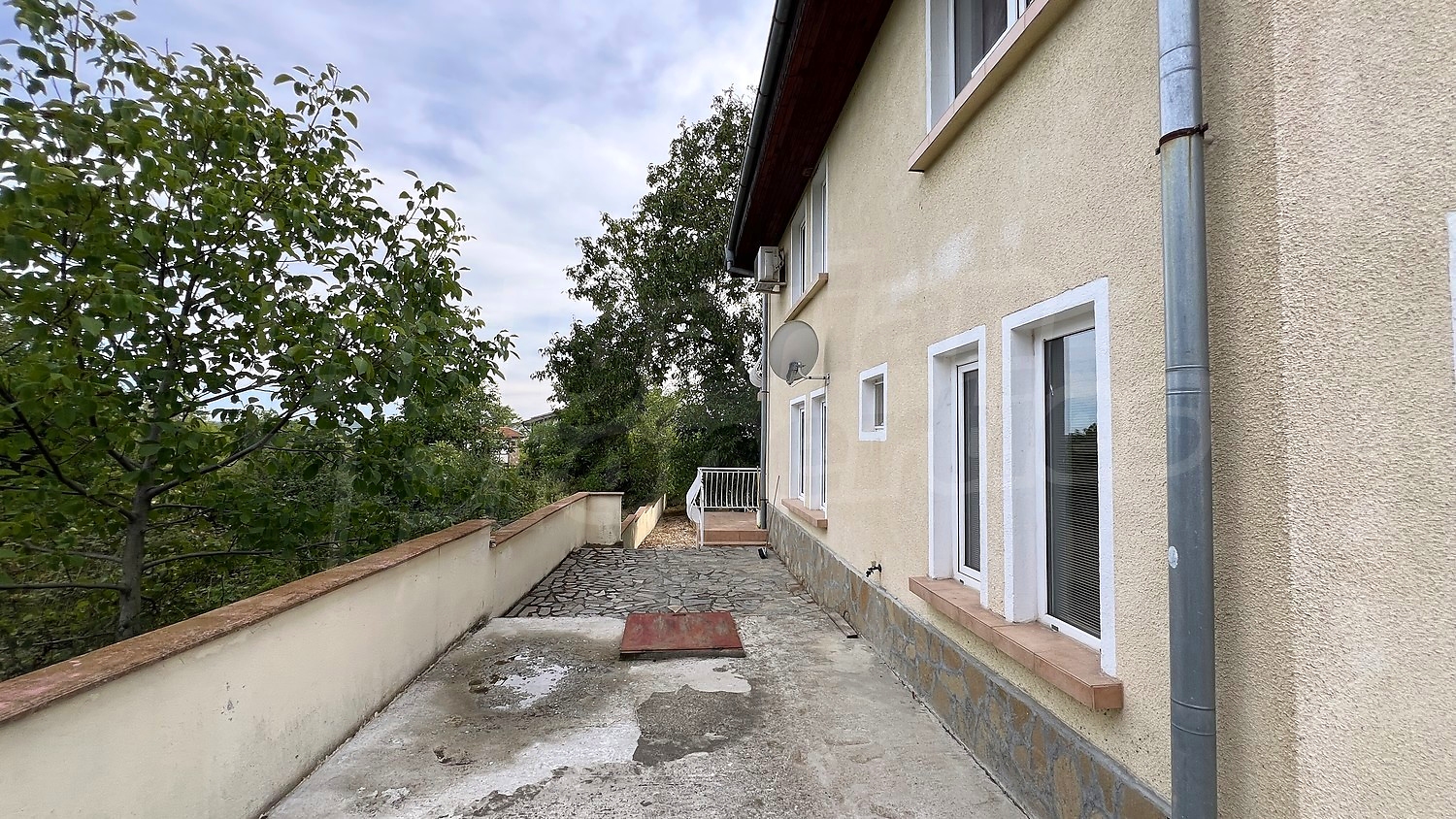 outside, facade, garden