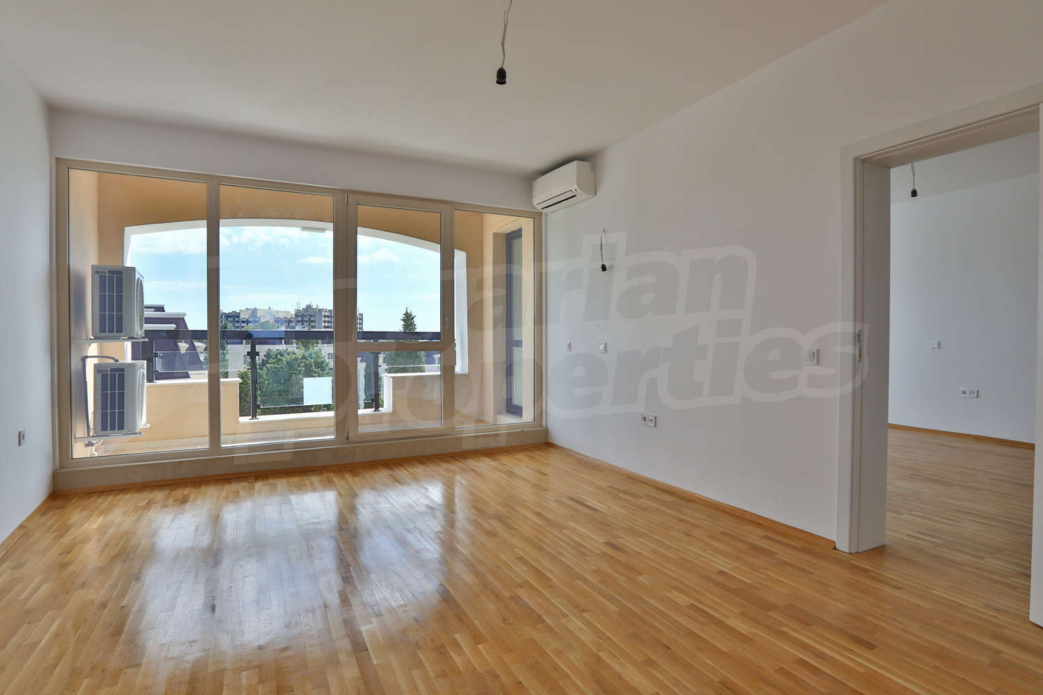 Gallery Picture 6