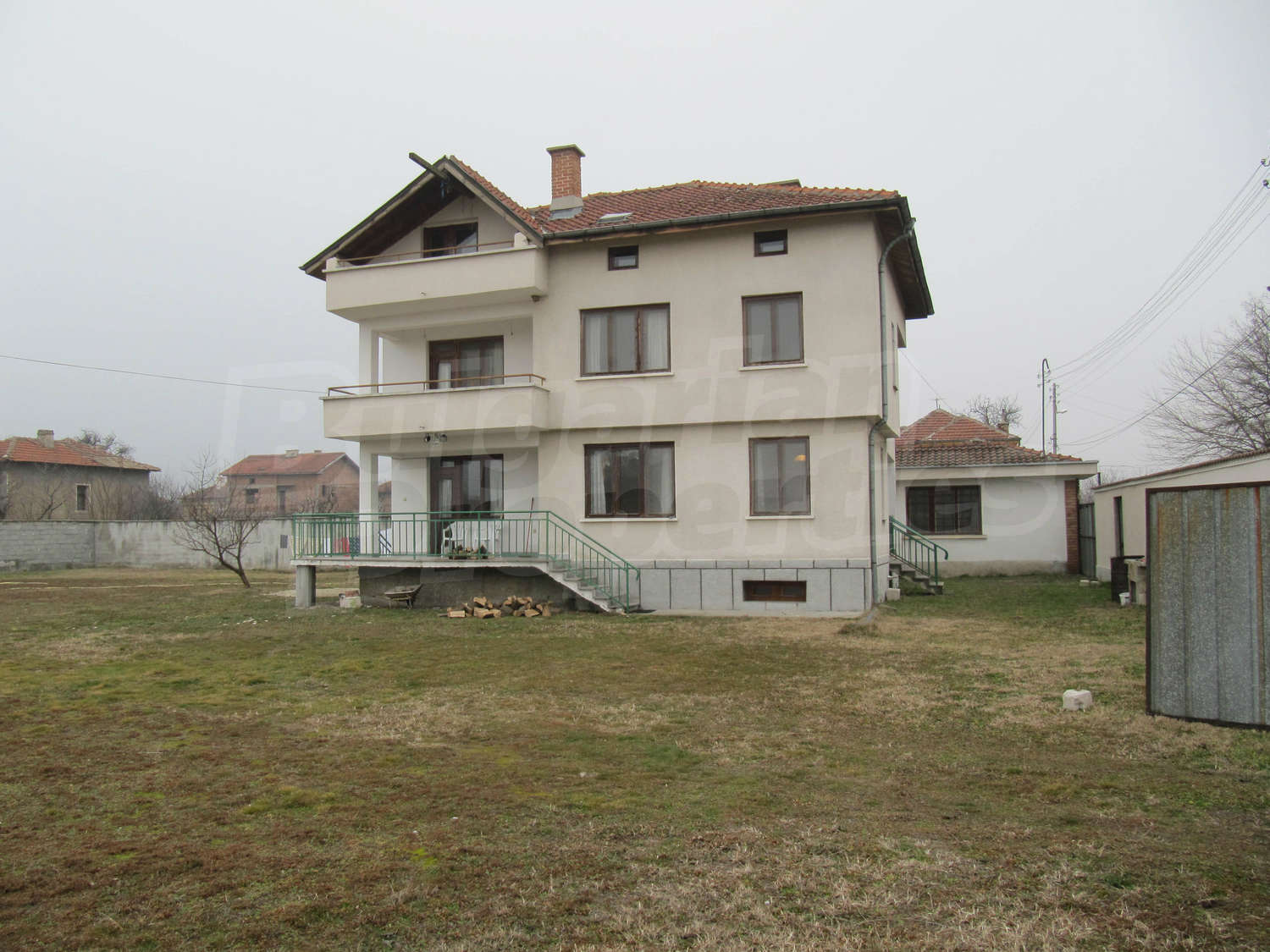 Village 60. Болгария село Виноградец.