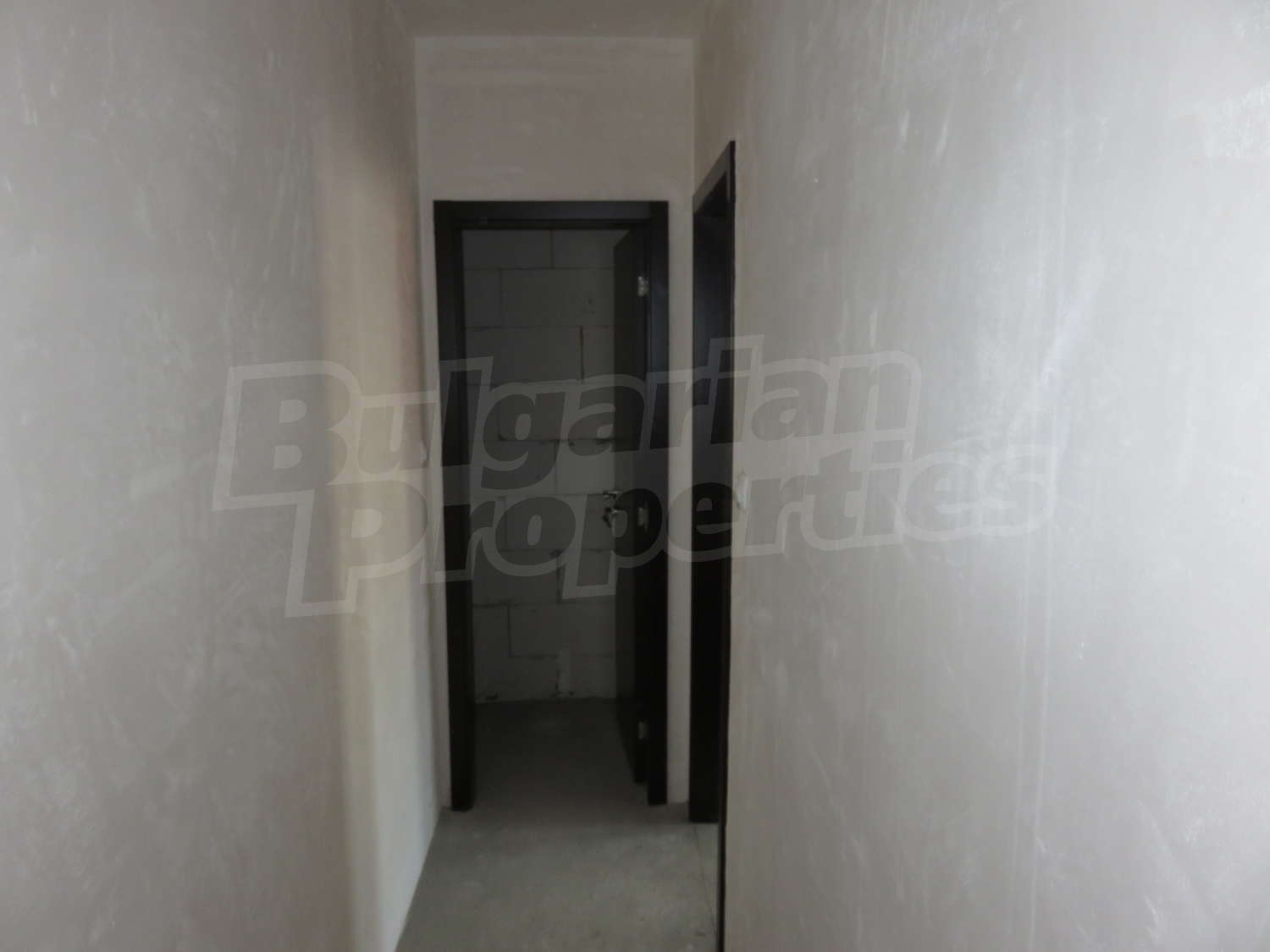 Gallery Picture 12
