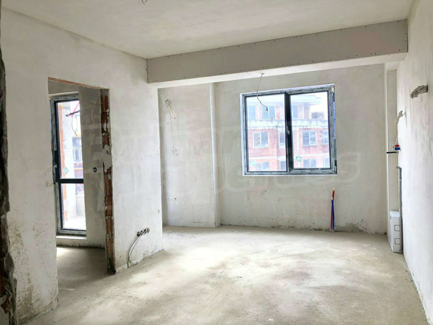 Gallery Picture 35