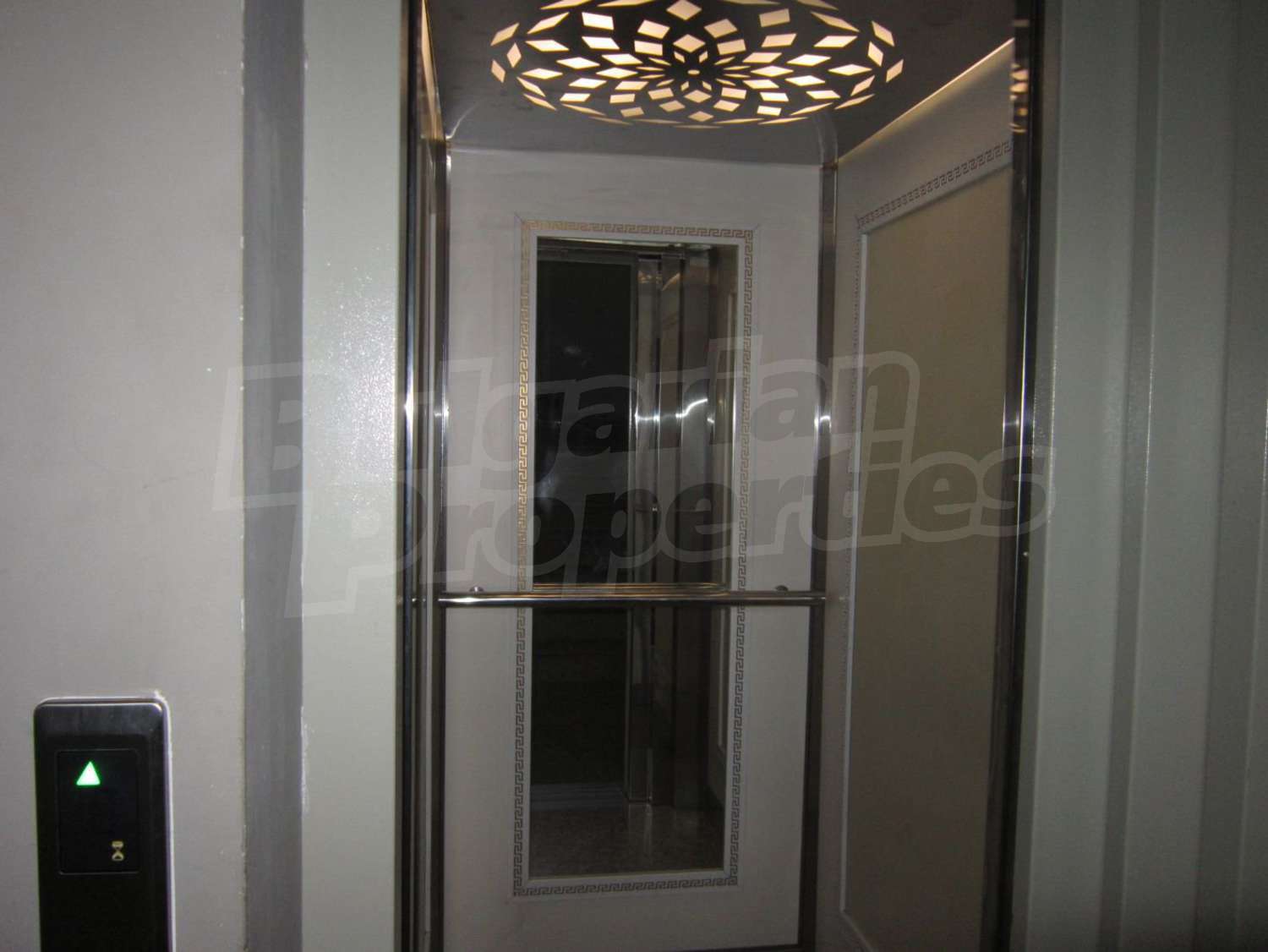 Gallery Picture 14