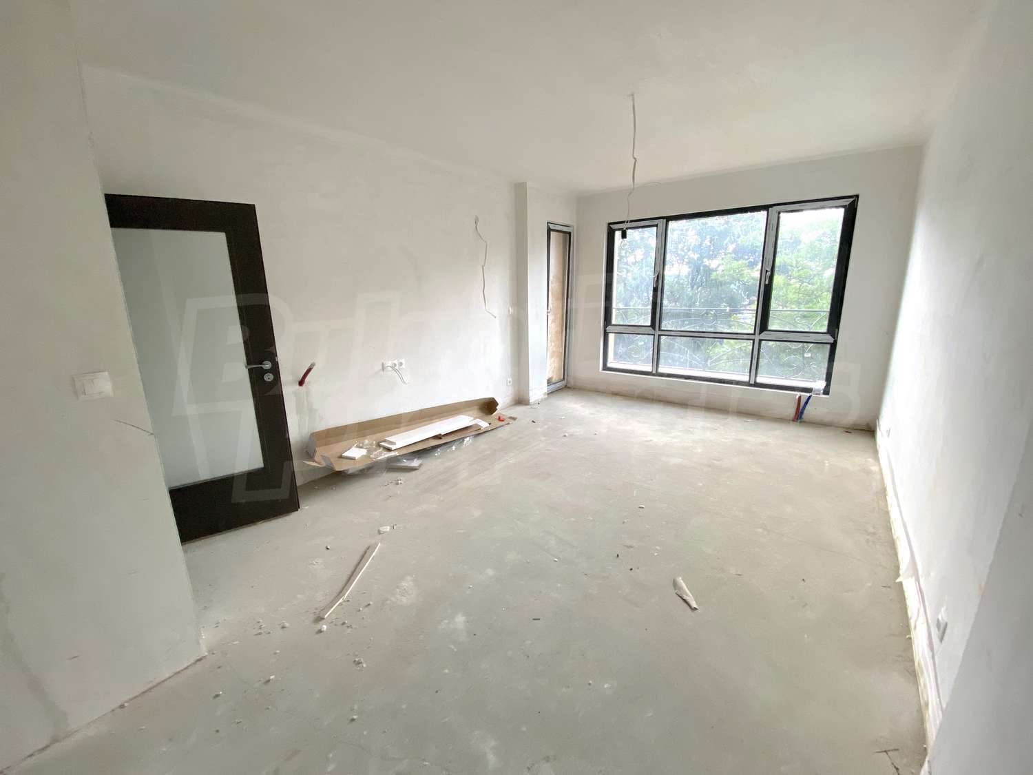 Gallery Picture 4