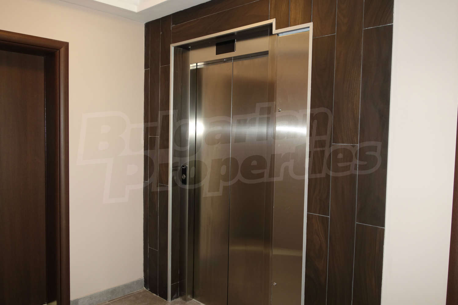 Gallery Picture 10