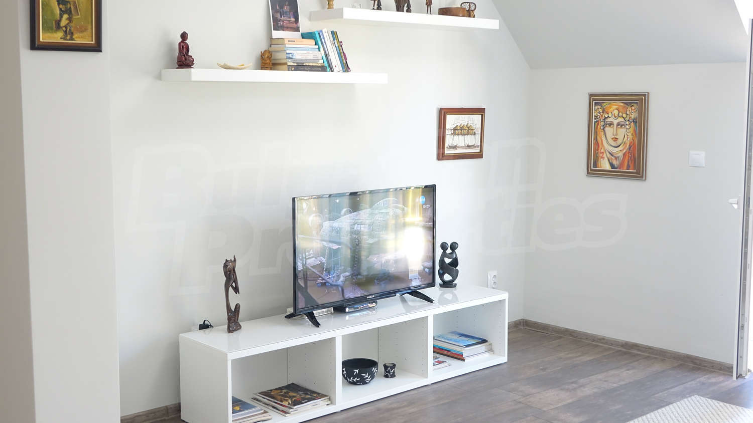 Gallery Picture 4