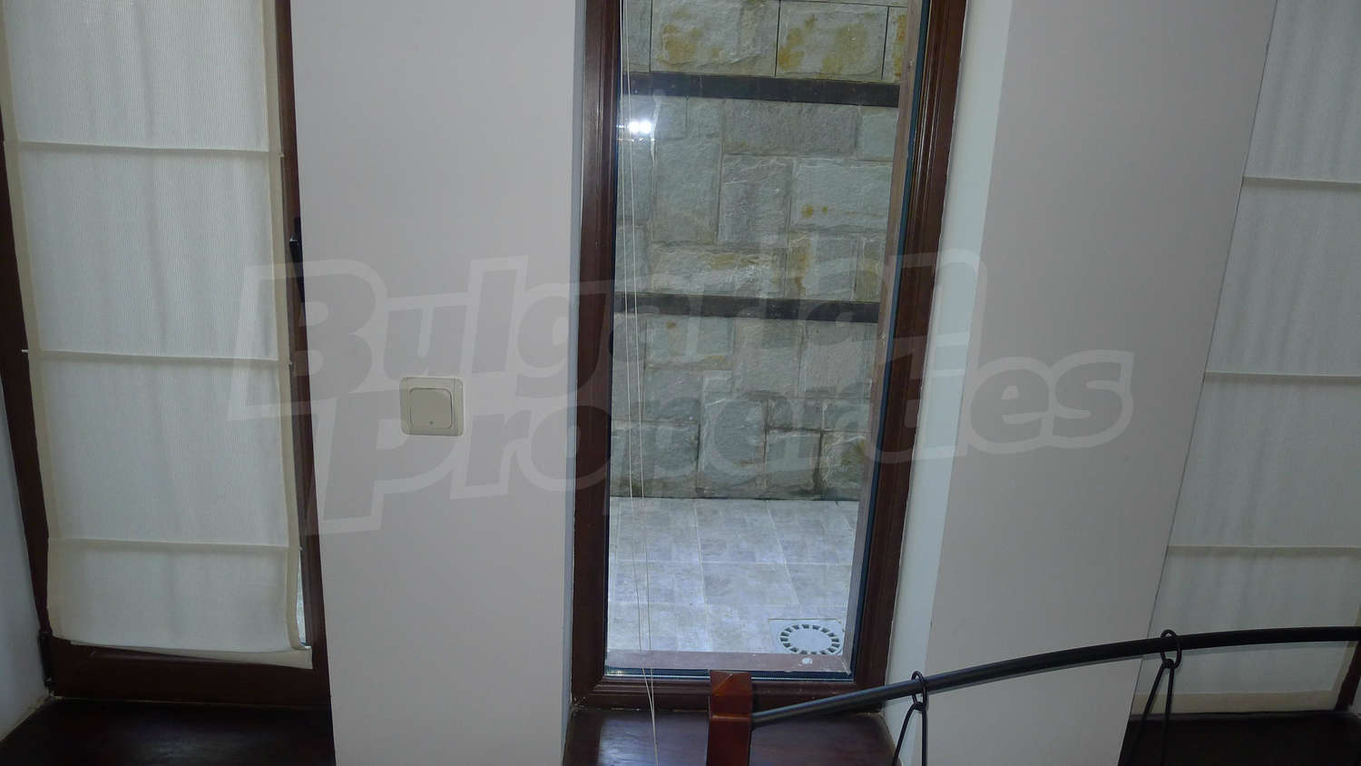 Gallery Picture 8