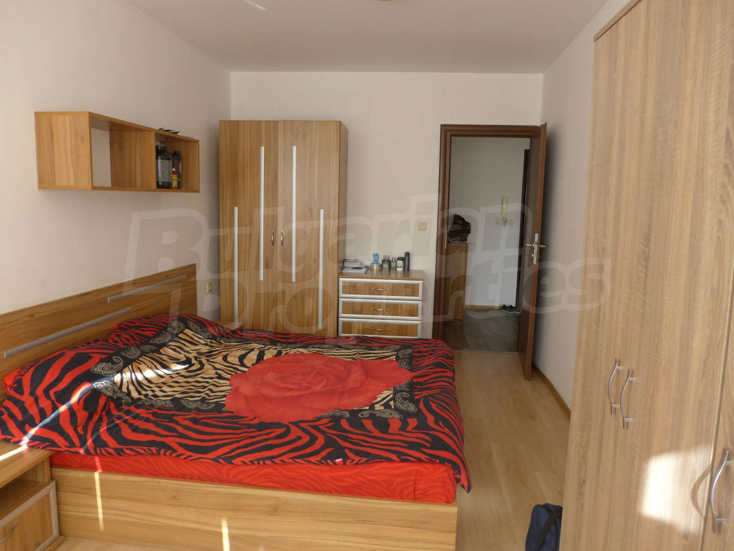 Gallery Picture 5