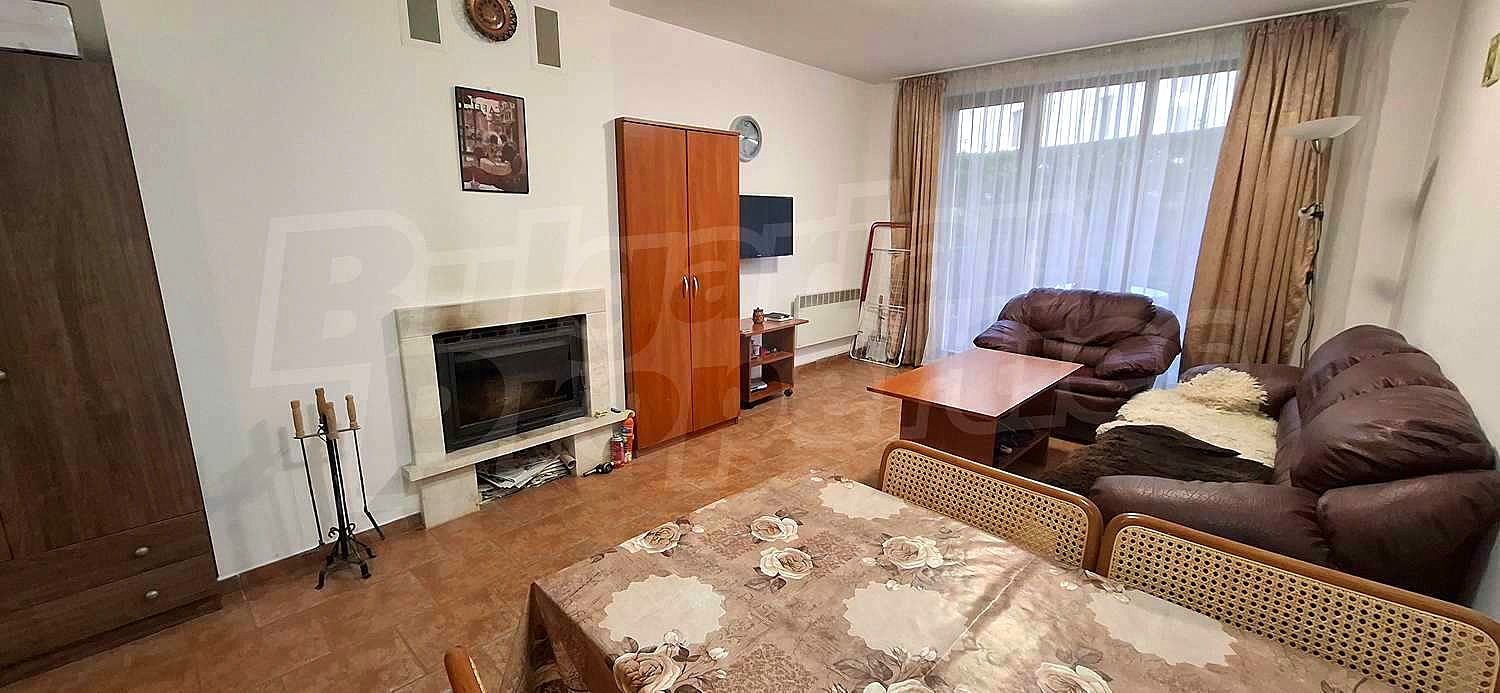 Двустаен апартамент с камина и паркомясто близо до ски зоната в Банско Двустаен апартамент с камина и паркомясто близо до ски зоната в Банско