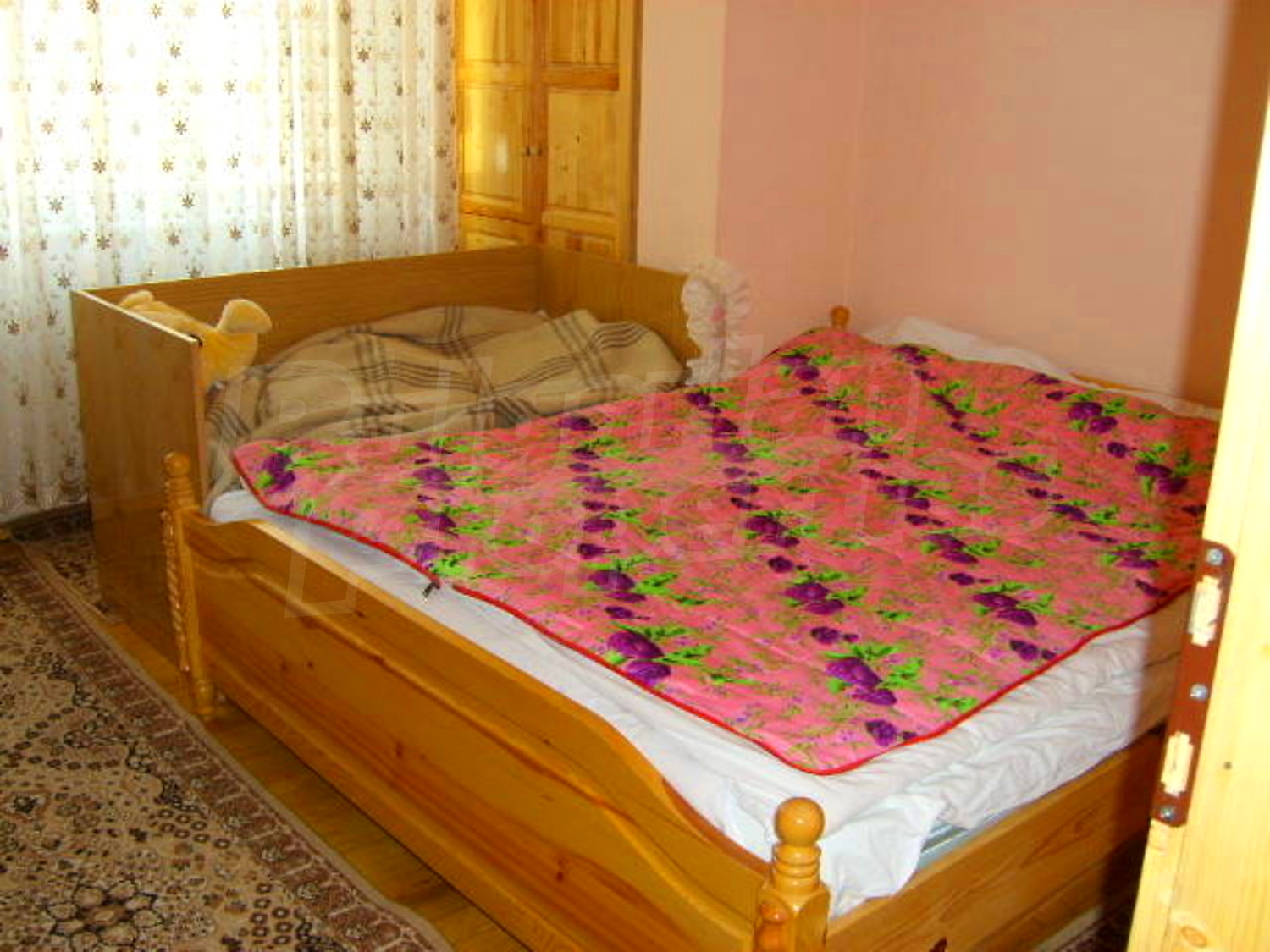 Gallery Picture 9