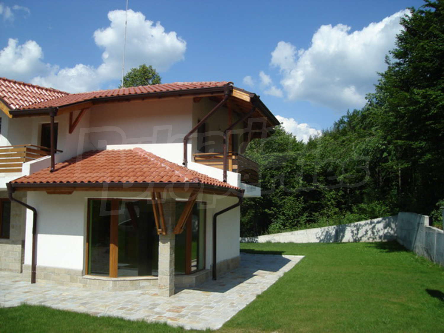 Gallery Picture 3