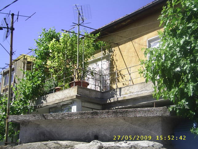 The second floor of a house situated in a quiet neighbourood of Veliko Tarnovo is now for sale The second floor of a house situated in a quiet neighbourood of Veliko Tarnovo is now for sale