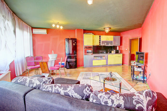 Comfortable apartment not far from the metro station Comfortable apartment not far from the metro station