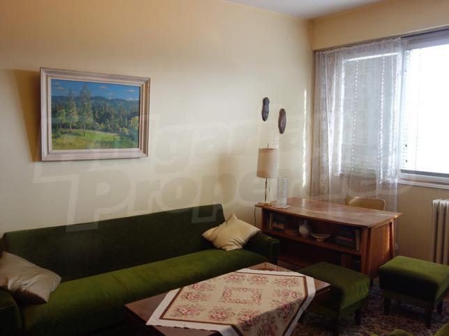Apartment with excellent potential and location in the capital Apartment with excellent potential and location in the capital