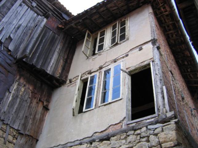 Two houses located in the most beautiful part of Veliko Tarnovo Two houses located in the most beautiful part of Veliko Tarnovo
