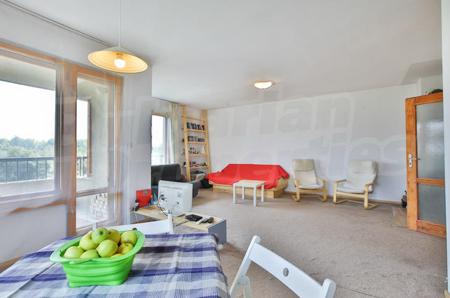Sunny home with easy access to Paradise Center and Bulgaria Mall Sunny home with easy access to Paradise Center and Bulgaria Mall
