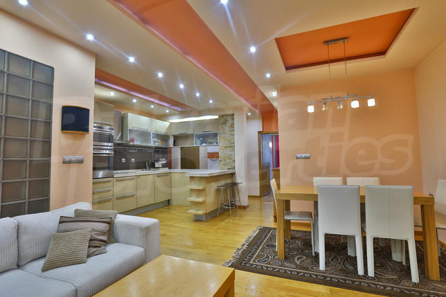 Furnished apartment 5 minutes walk from subway station Furnished apartment 5 minutes walk from subway station