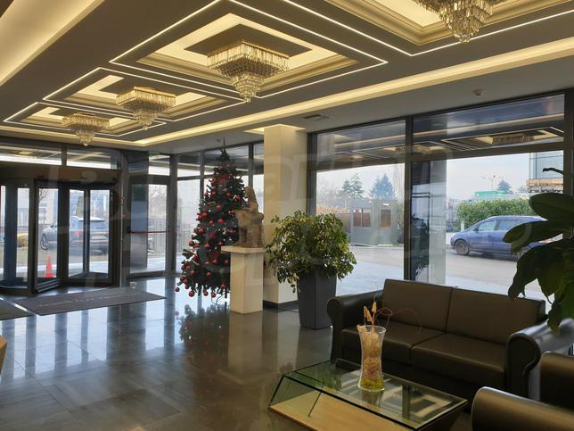 Commercial property with convenient location near Cherni Vrah Blvd. Commercial property with convenient location near Cherni Vrah Blvd.