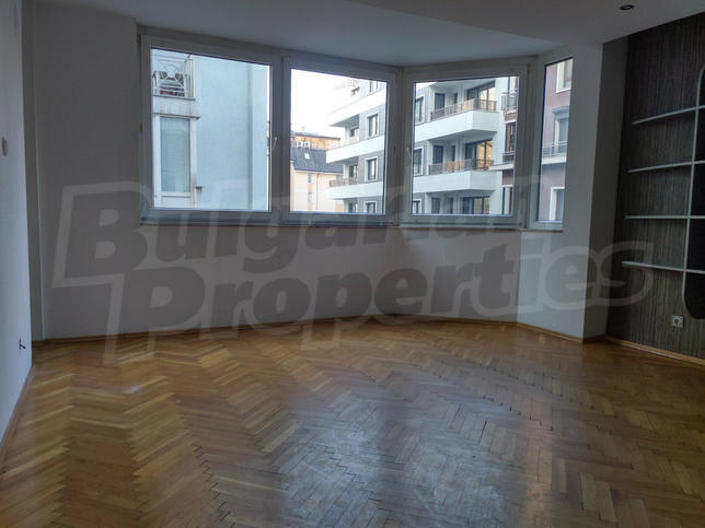 Quality home near Metro Station and South Park Quality home near Metro Station and South Park