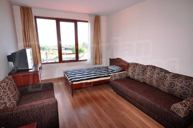 Fully furnished apartment with low maintenance fee in Bansko Fully furnished apartment with low maintenance fee in Bansko