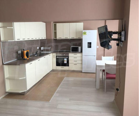 Fully renovated apartment in central area with excellent infrastructure Fully renovated apartment in central area with excellent infrastructure