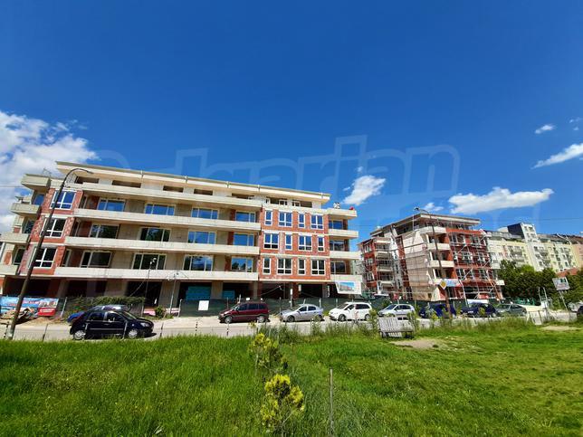 New family home in Mladost 2 district opposite park New family home in Mladost 2 district opposite park