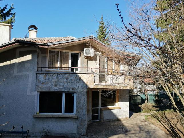 Three-bedroom house with garden in Boyana district Three-bedroom house with garden in Boyana district