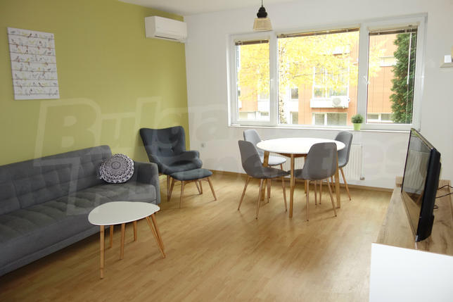 Fully furnished 1-bedroom apartment with basement Fully furnished 1-bedroom apartment with basement