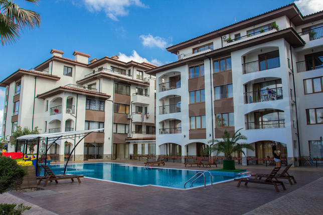 Modernly furnished 1-bedroom apartment in luxury gated complex in Burgas Modernly furnished 1-bedroom apartment in luxury gated complex in Burgas