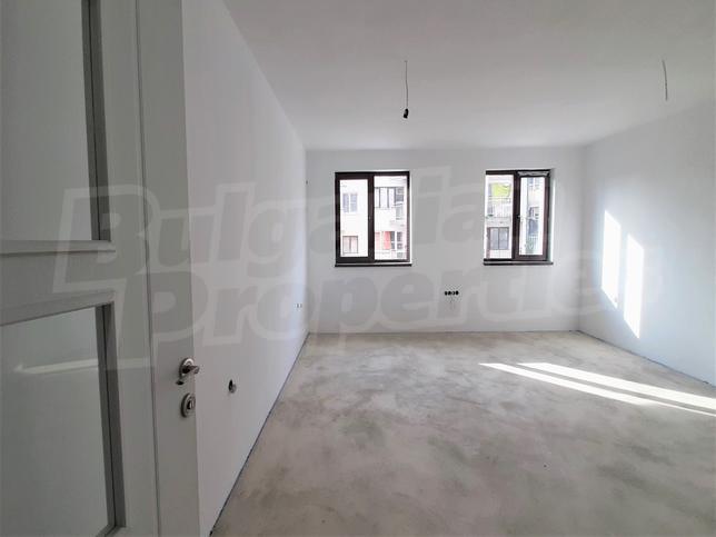 Spacious property with good location Spacious property with good location
