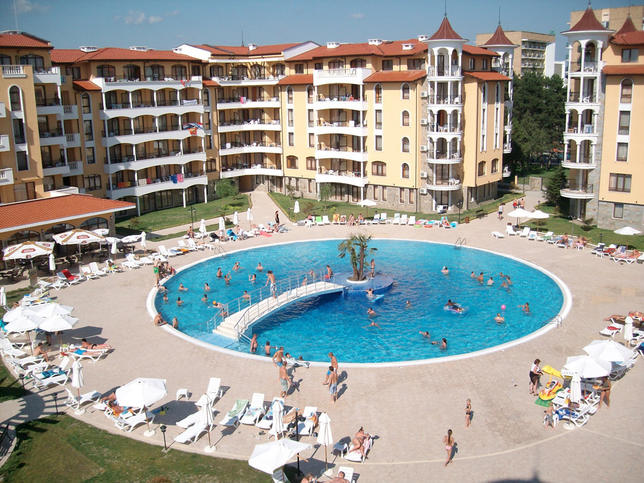 Ready for living spacious apartment in complex with facilities Ready for living spacious apartment in complex with facilities