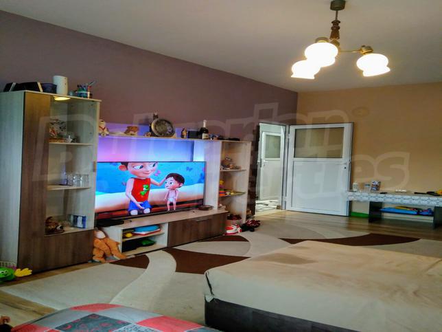 Furnished apartment close to school, hospital and shops Furnished apartment close to school, hospital and shops