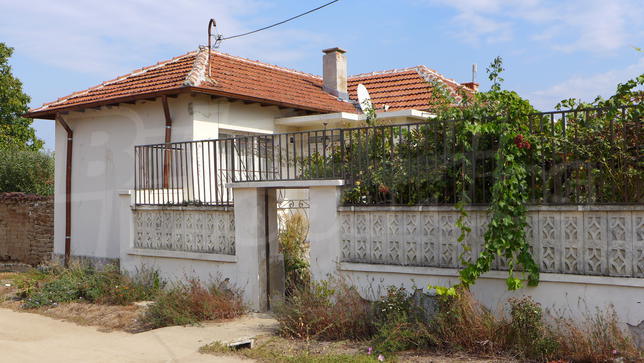 One storied house in good condition One storied house in good condition