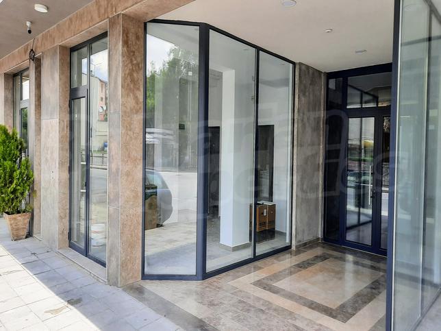High class business property, suitable for shop, beauty studio, medical center High class business property, suitable for shop, beauty studio, medical center
