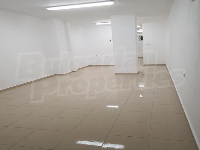 Business property after renovation with excellent visibility Business property after renovation with excellent visibility