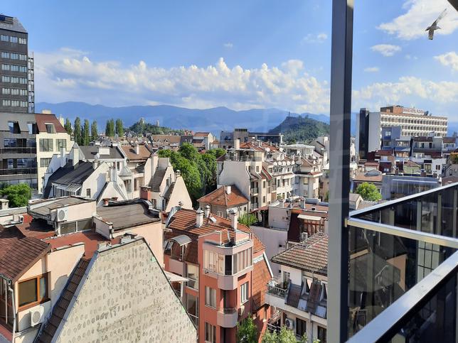 Quality apartment in a luxury boutique building with easy access to the Plovdiv Fair
Quality apartment in a luxury boutique building with easy access to the Plovdiv Fair