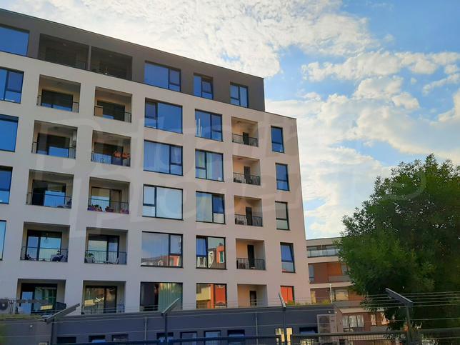 For sale - 3-bedroom apartment For sale - 3-bedroom apartment