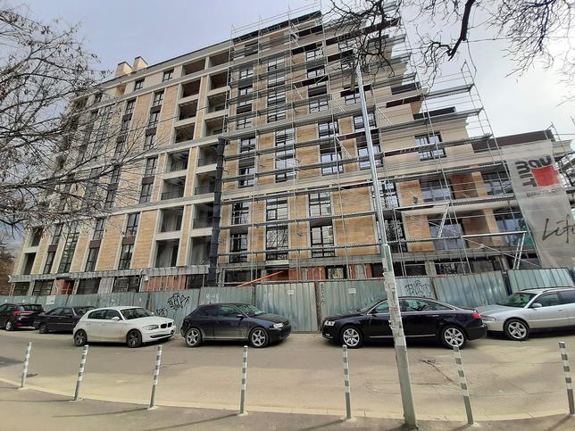 Different type of apartments near a hospital, kindergarten and schools Different type of apartments near a hospital, kindergarten and schools