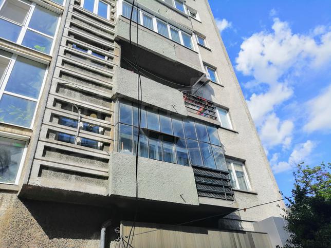 Apartment in maintained brick building with top location in the center of Varna
Apartment in maintained brick building with top location in the center of Varna