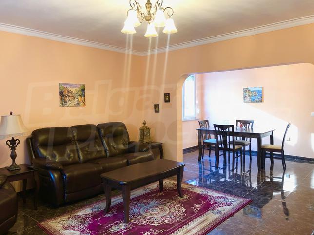 Stylish and spacious property in the heart of Lozenets district Stylish and spacious property in the heart of Lozenets district