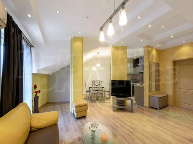 Fully furnished and renovated apartment with panoramic views Fully furnished and renovated apartment with panoramic views
