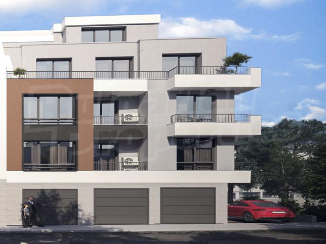 Luxury family home in developed area 200 m from the sea
Luxury family home in developed area 200 m from the sea