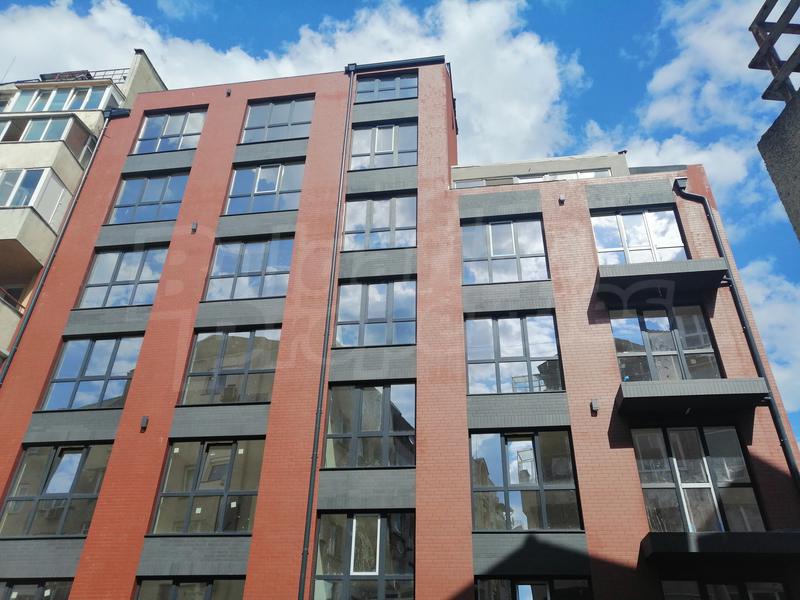 Apartments, offices and dental offices with a central location and close to the Sea Garden Apartments, offices and dental offices with a central location and close to the Sea Garden