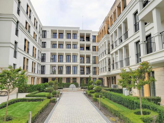 Apartments in new, premium residential complex Apartments in new, premium residential complex