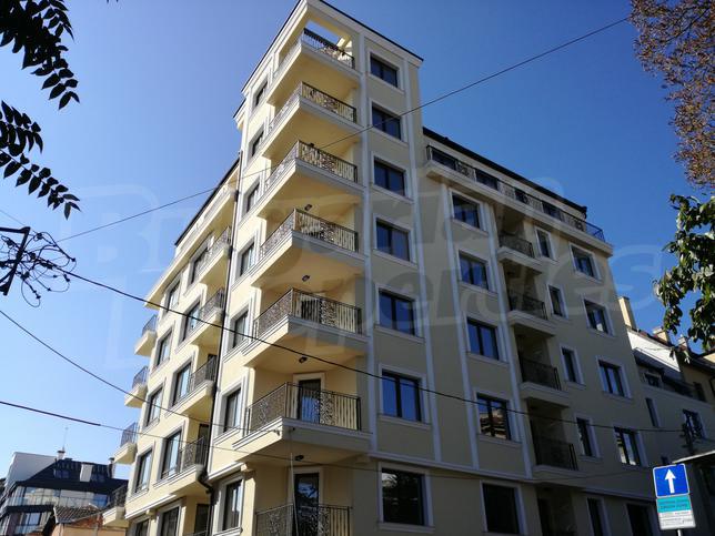 Comfortable new apartments in a communicative area of the capital close to Lions' Bridge metro station Comfortable new apartments in a communicative area of the capital close to Lions' Bridge metro station