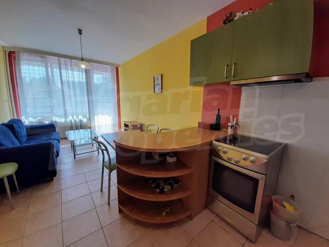 Apartment for rent in a maintained building next to a kindergarten and a public transport stop Apartment for rent in a maintained building next to a kindergarten and a public transport stop
